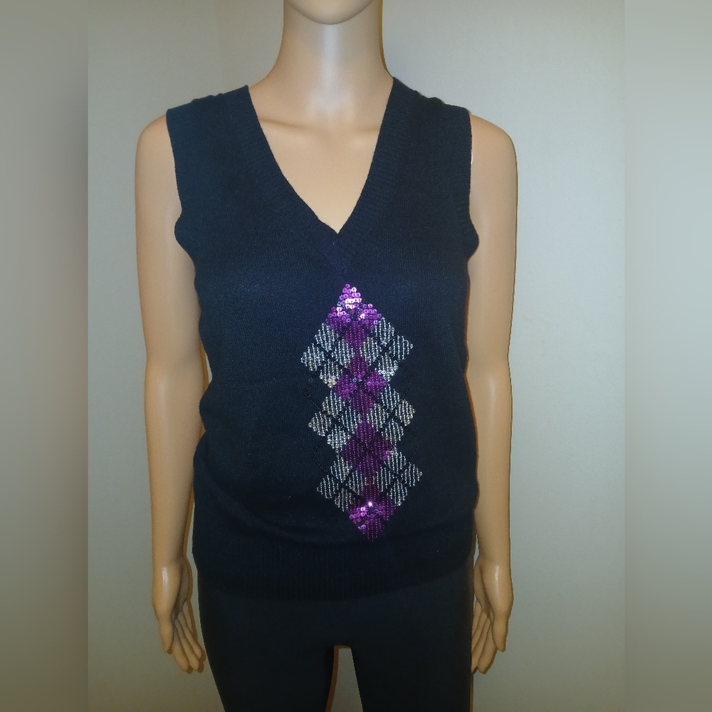 Express Women's Black Y2k Sleevless Yank With Rhinestones